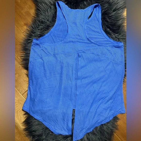 GapFit Tank Top Tie Back Blue Striped Women's Tank Top Size XL - Picture 5 of 7